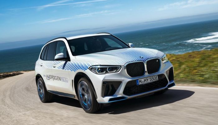 Der BMW iX5 Hydrogen wird mithilfe von 3D-Druck produziert