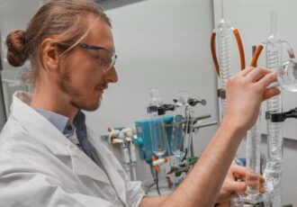 Antiseptischer Zahnersatz aus dem 3D-Drucker