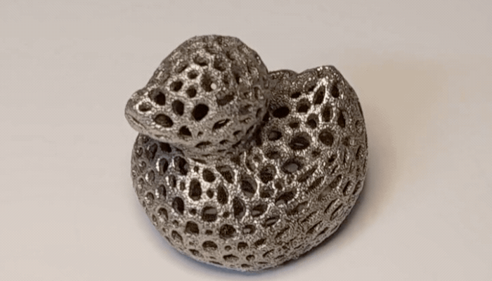 Canard de bain de style Voronoï imprimé en 3D en acier inoxydable 316L par Scrap Labs