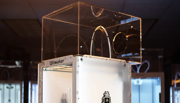 Ultimaker safety enclosure