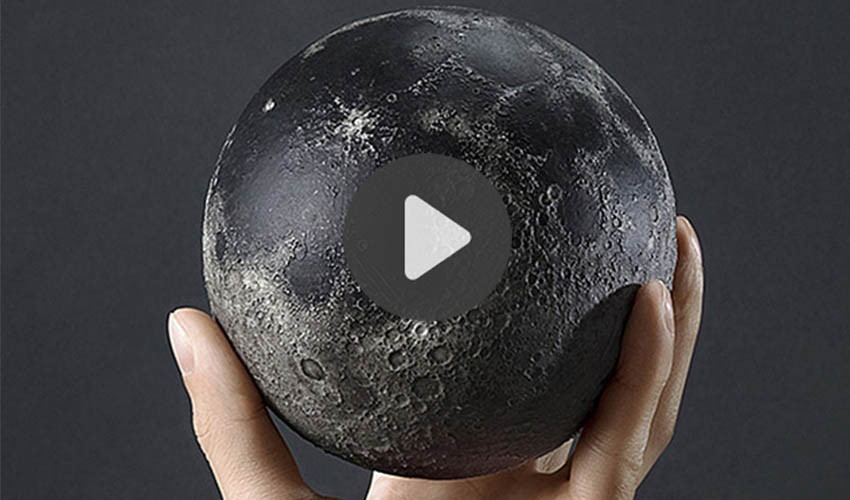 3D printed moon models