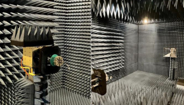 La antena radar impresa en 3D durante las pruebas en la cámara anecoica