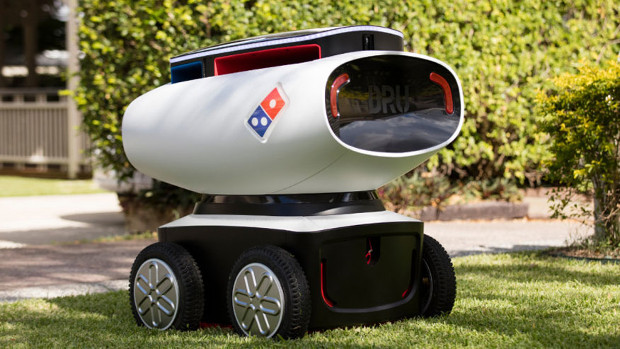 Hace unos meses la marca Domino's introdujo robots terrestres para sus entregas a domicilio.