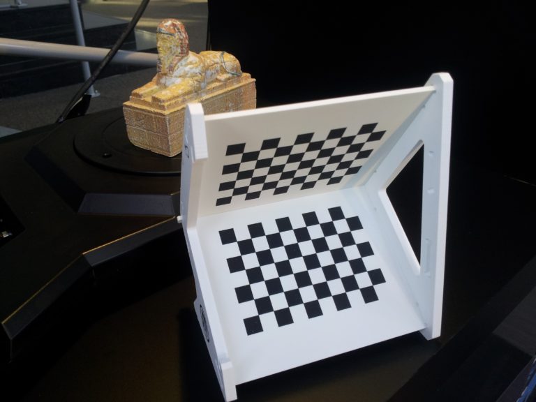 Laboratoire 3Dnatives : le scanner 3D MakerBot Digitizer au banc d ...