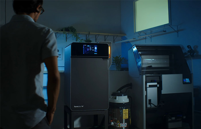 The Fuse 1 3D printer 