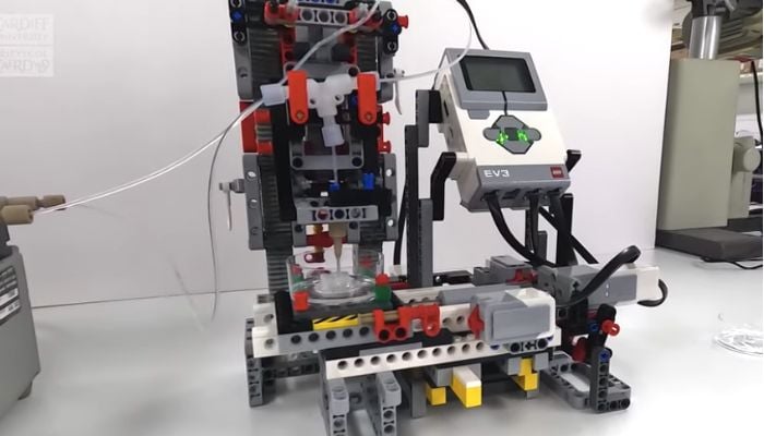 Bio-imprimante 3d lego