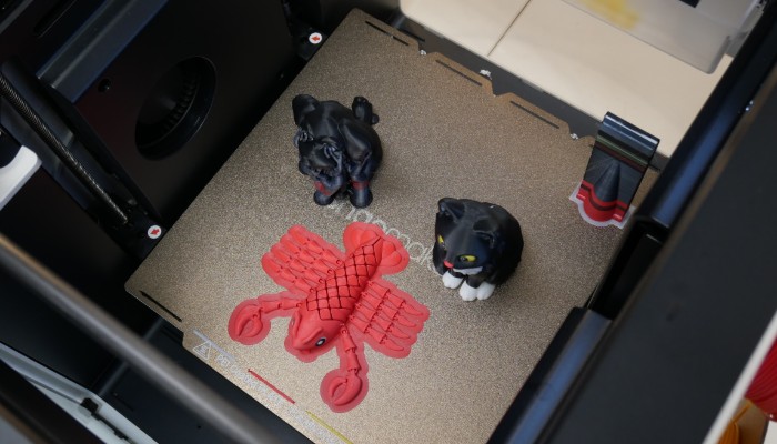 des figurines imprimées sur la Snapmaker U1