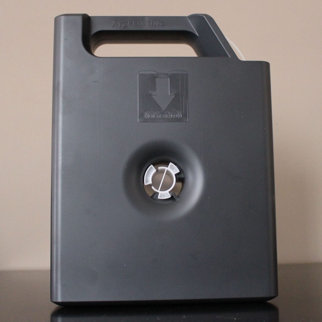 La cartouche de filament, format propriétaire.