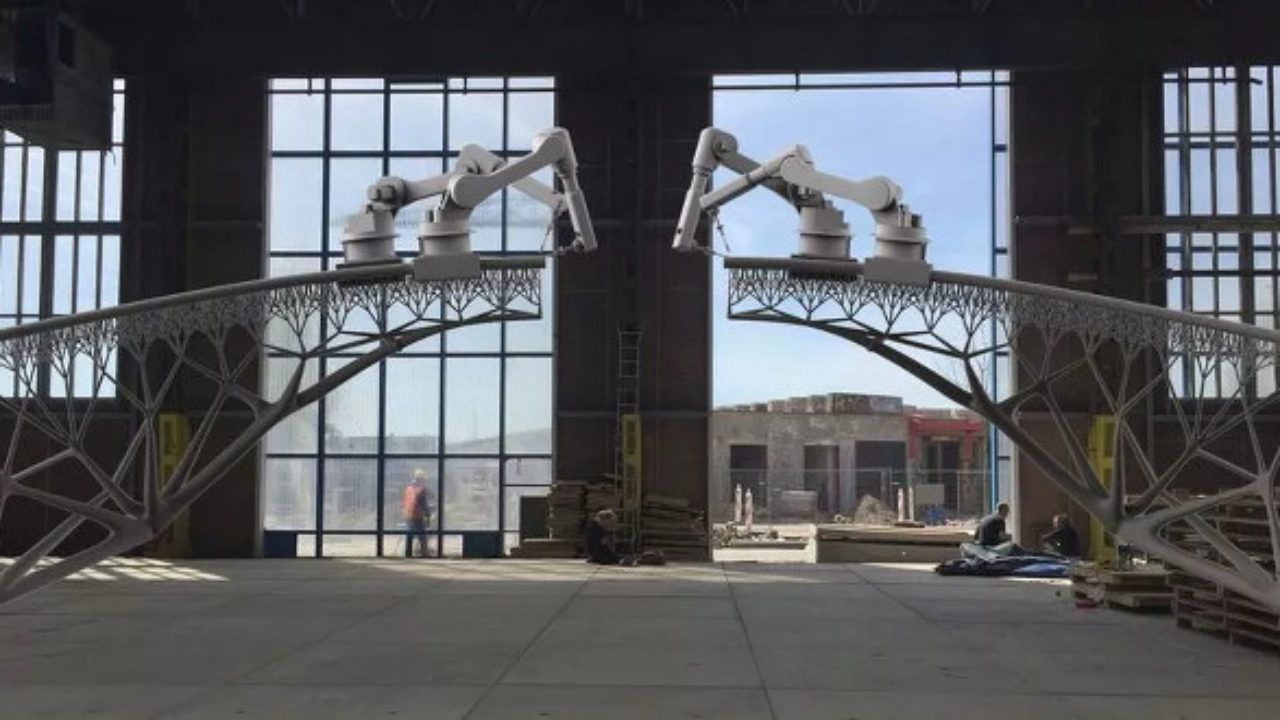 A Amsterdam, ce pont en acier imprimé en 3D réinvente la
