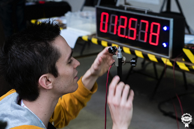 Experimentboy réalisera un show sur les explosions lors de la Maker Faire