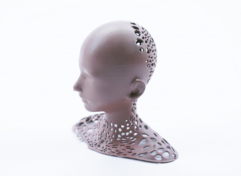 L'imprimante 3D propose une résolution de 100 microns pour une épaisseur de couche minimale de 20 microns