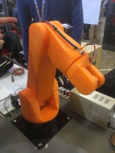 Le Mrobot a pu rencontré la foule lors de la dernière Maker Faire Paris